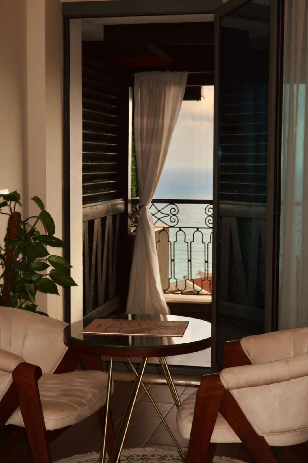 Padam Hotel & Spa Улцинь Экстерьер фото