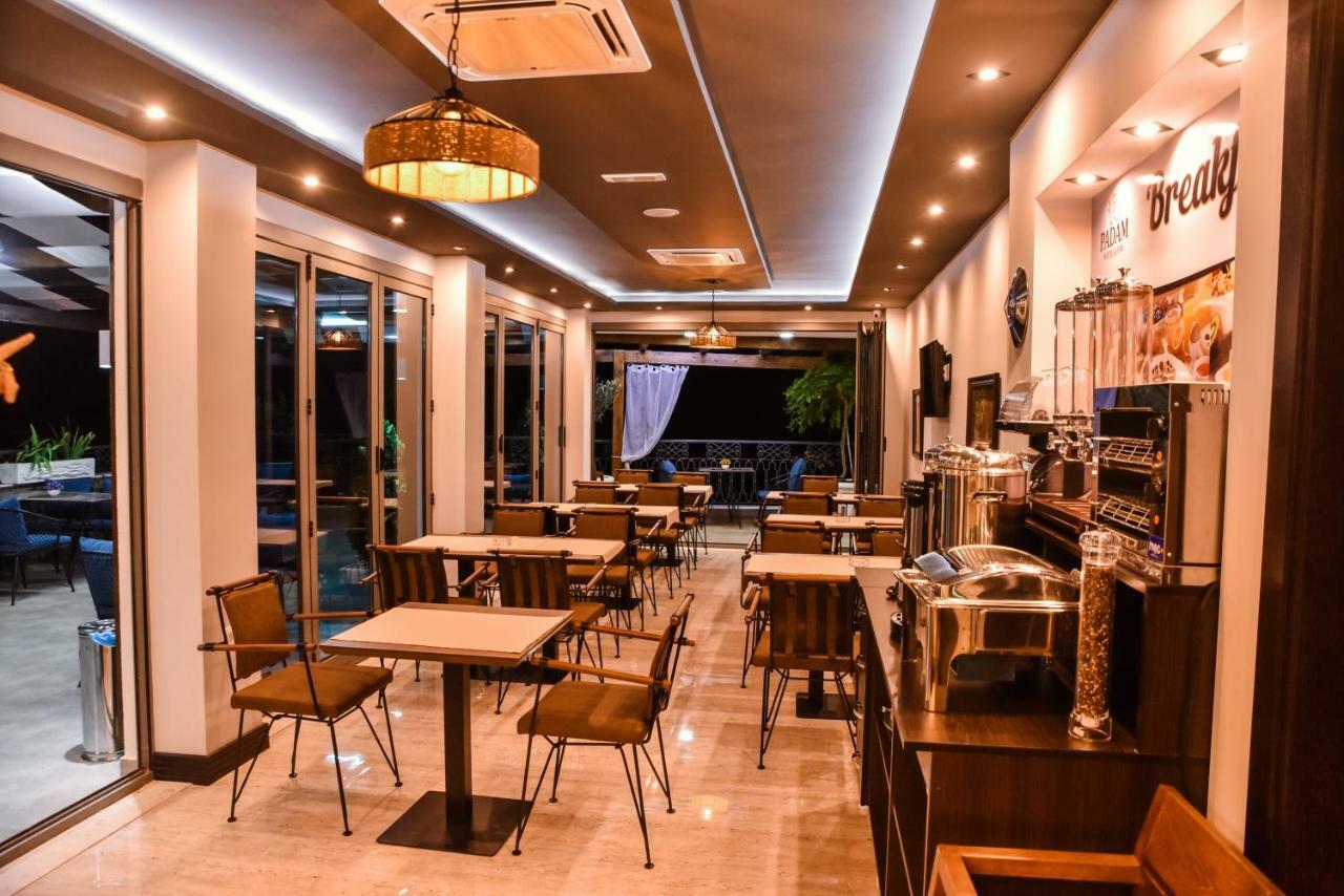 Padam Hotel & Spa Улцинь Экстерьер фото